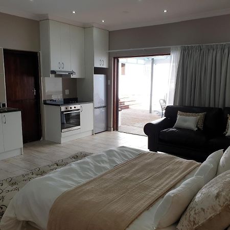 Pongola Road Self Catering Accommodation Uitenhage Exterior foto