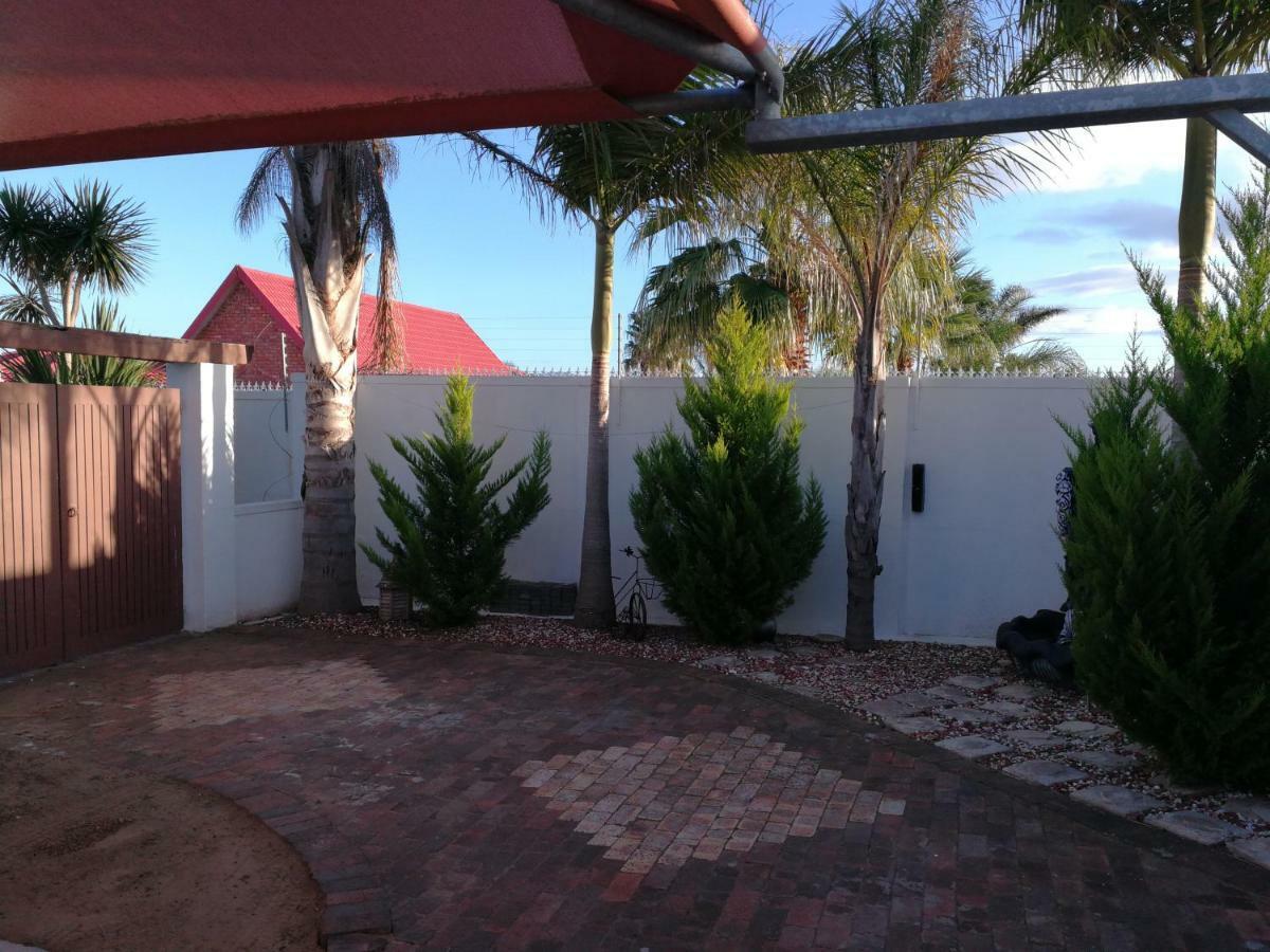 Pongola Road Self Catering Accommodation Uitenhage Exterior foto