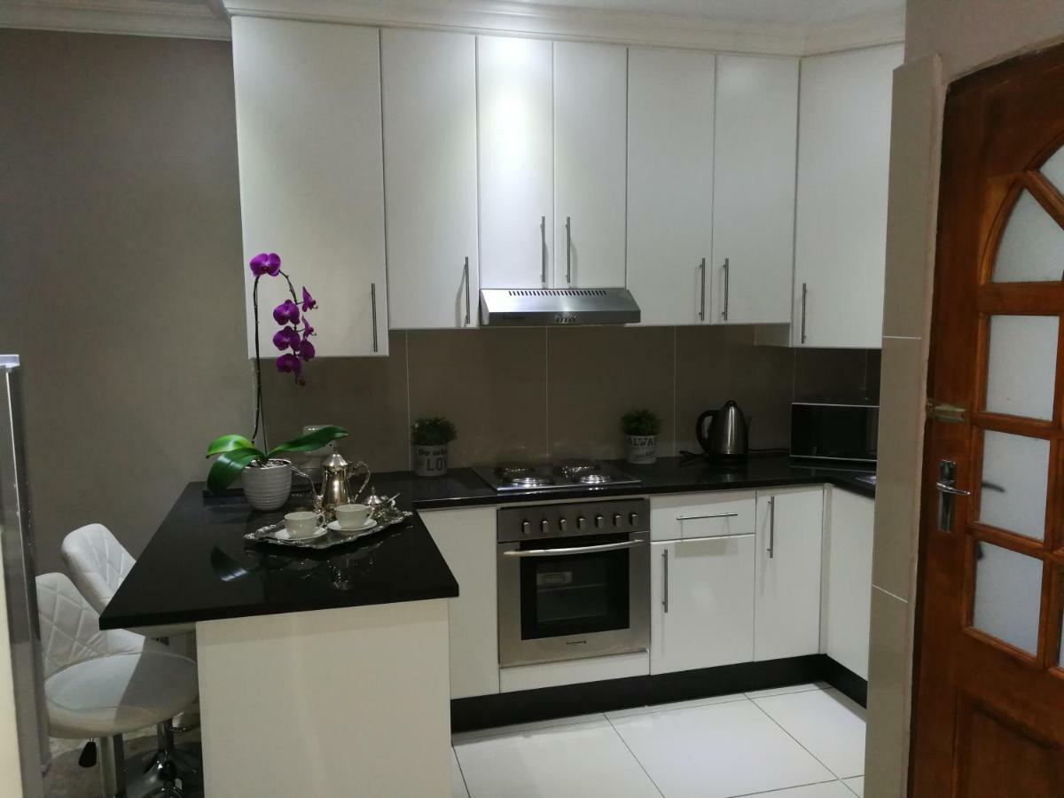 Pongola Road Self Catering Accommodation Uitenhage Exterior foto