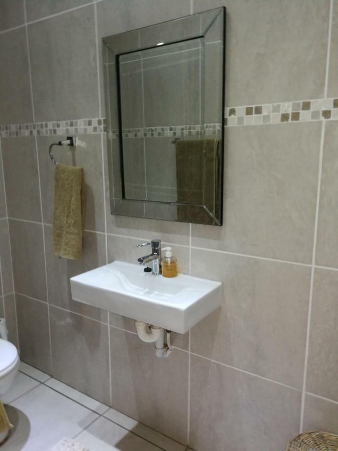 Pongola Road Self Catering Accommodation Uitenhage Exterior foto