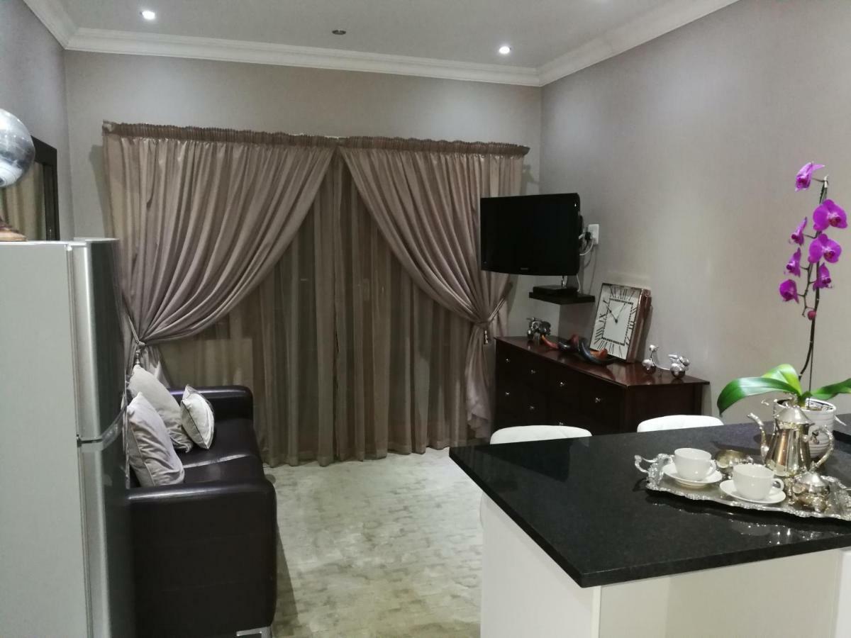 Pongola Road Self Catering Accommodation Uitenhage Exterior foto